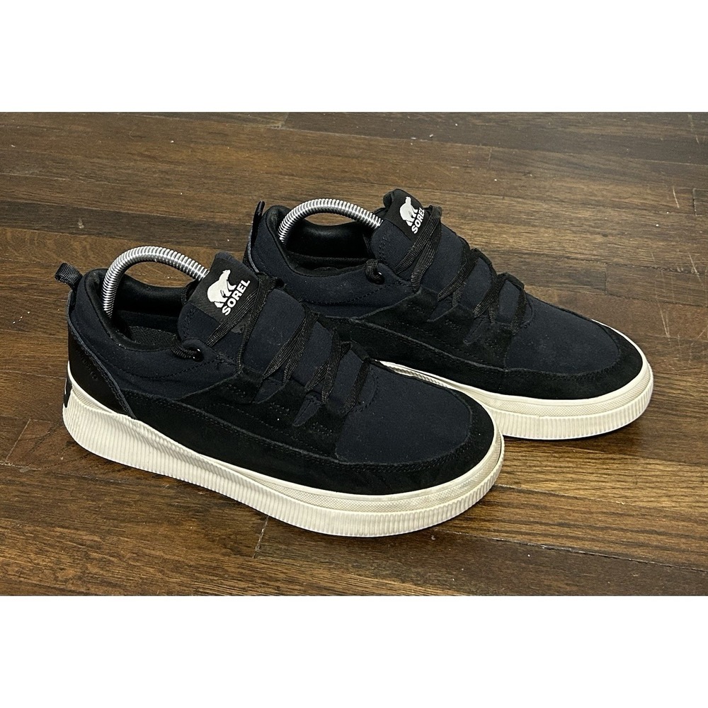 Sorel Women Size 9.5 Out N About IV Low Sneaker Waterproof Black & White